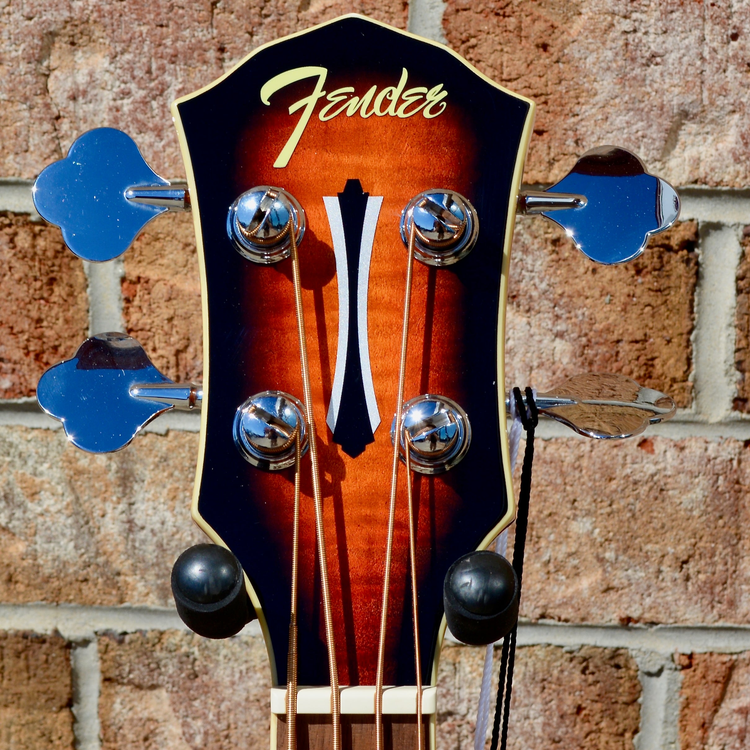 Fender FA-450CE Bass, Laurel Fingerboard, 3-Color Sunburst