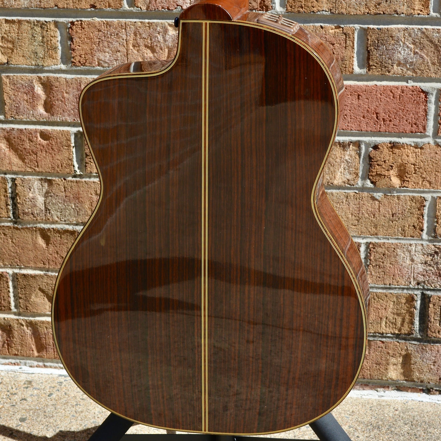 Takamine EC-132C