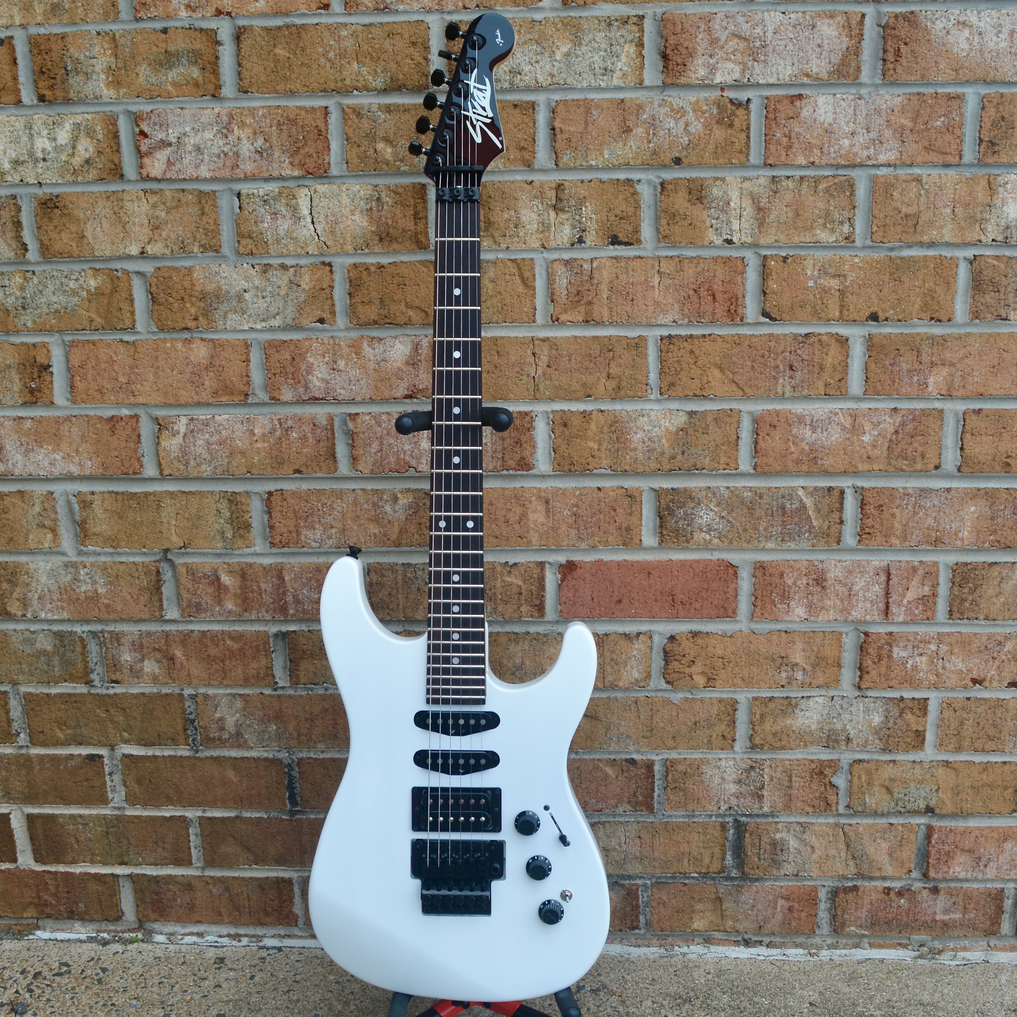 Fender hm online strat white