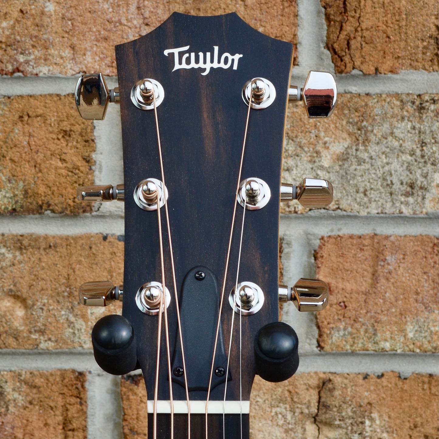 Taylor 214ce Plus