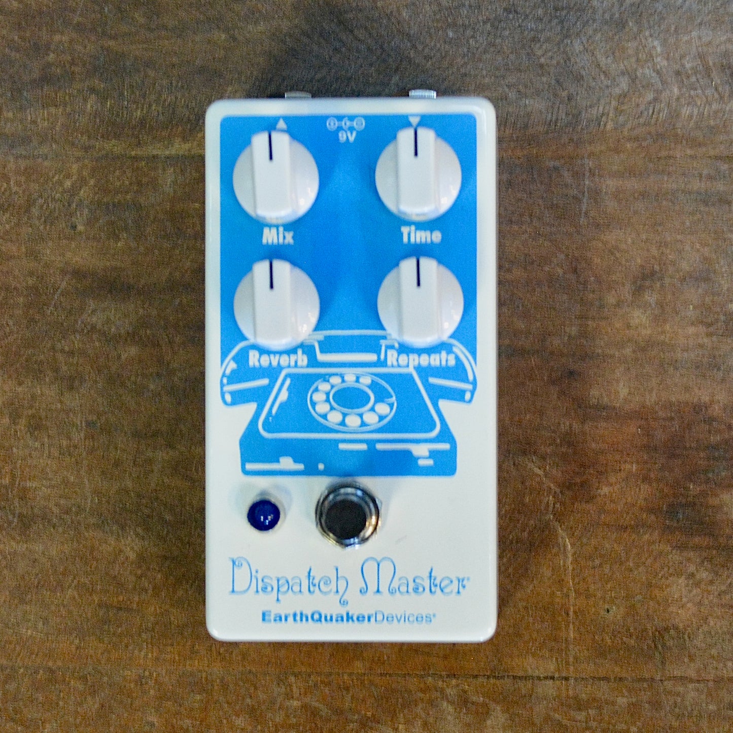 Earthquaker Devices Dispatch Master Digital Delay and Reverb V3