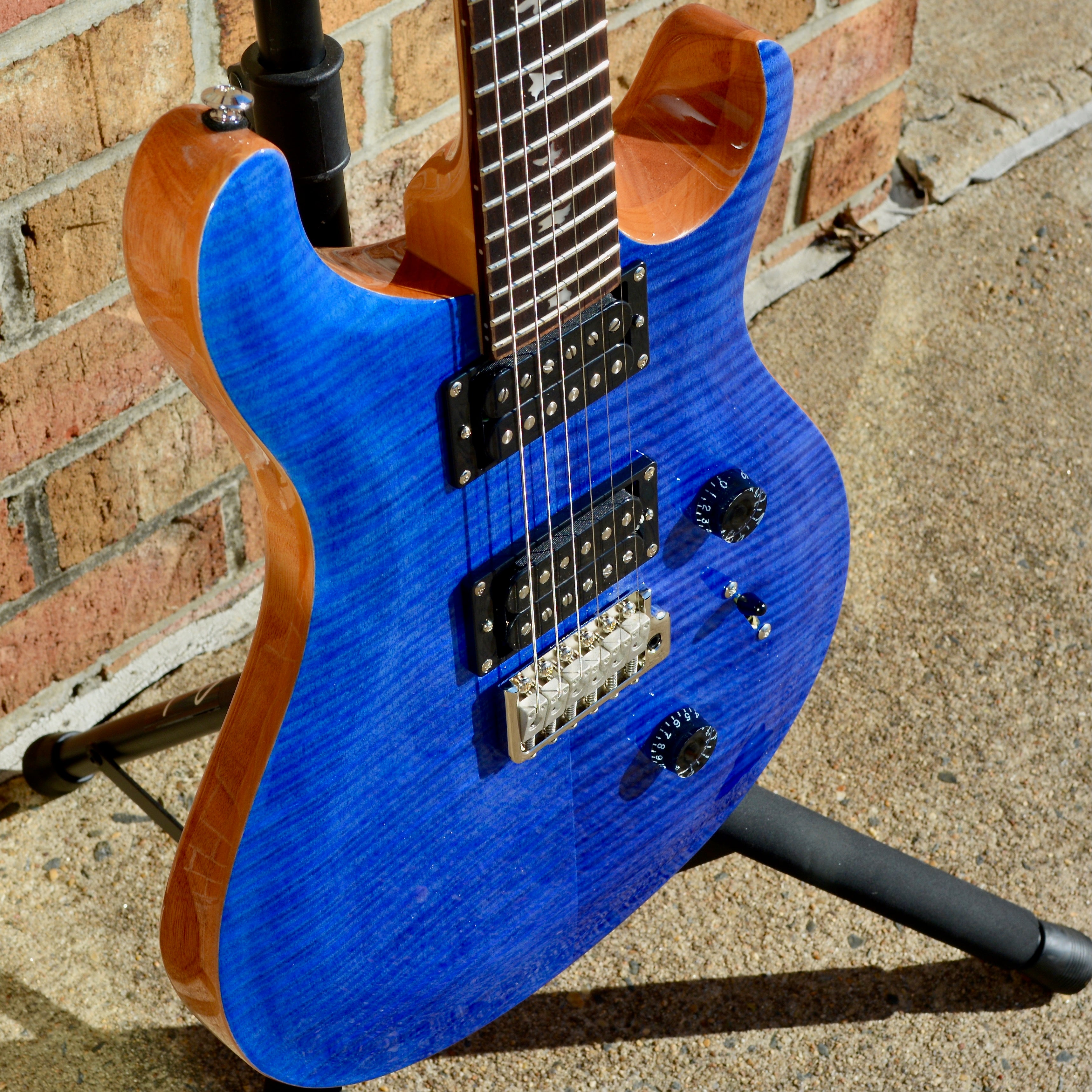 PRS SE Custom 24 Faded Blue – Matt's Guitars