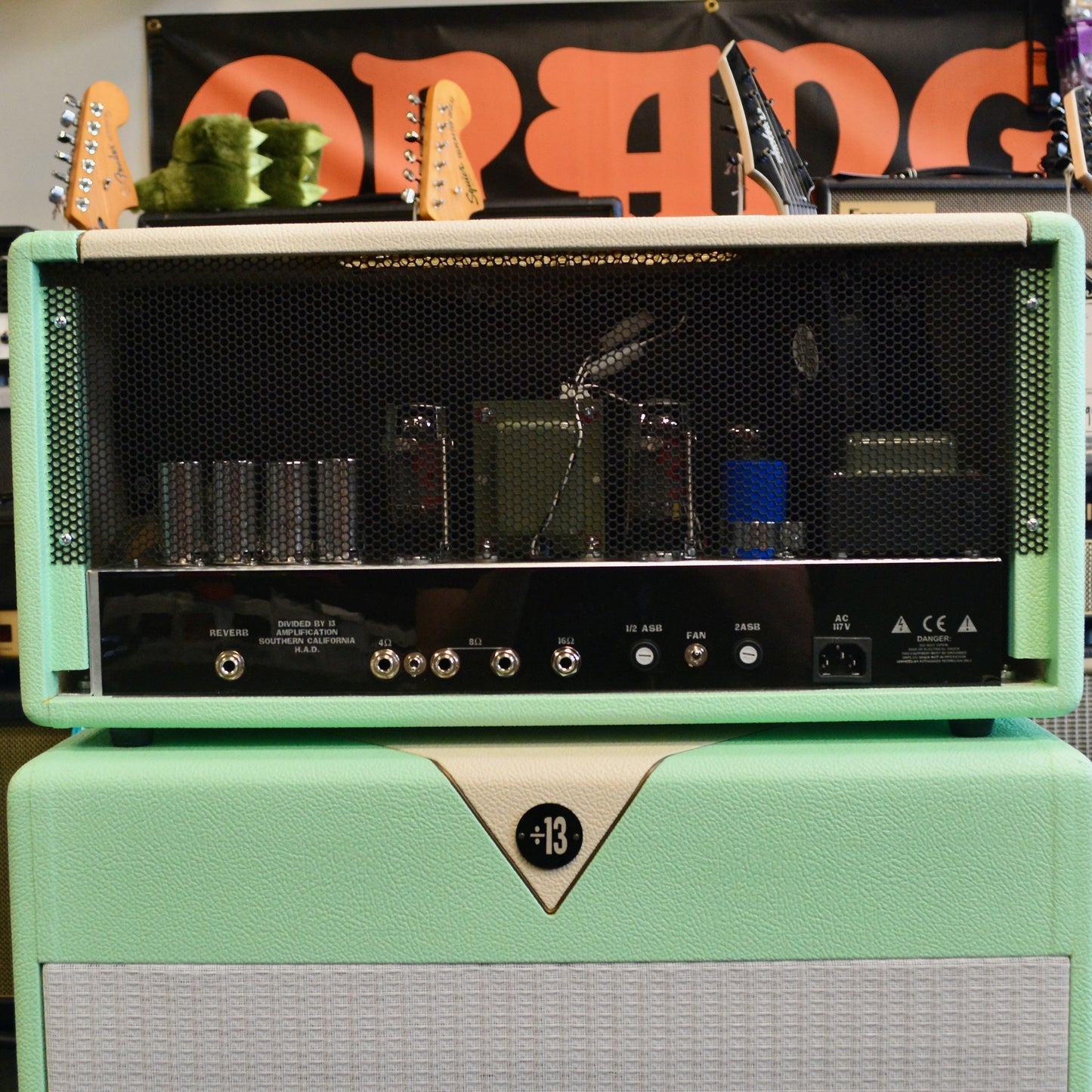 Divided By 13 SJT 10/20 w/ matching 1x12 Surf Green/White