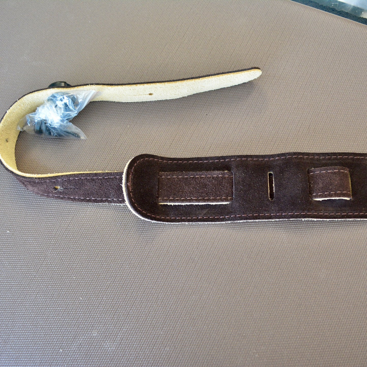 Fender USED Suede Leather Strap w/ Strap Locks