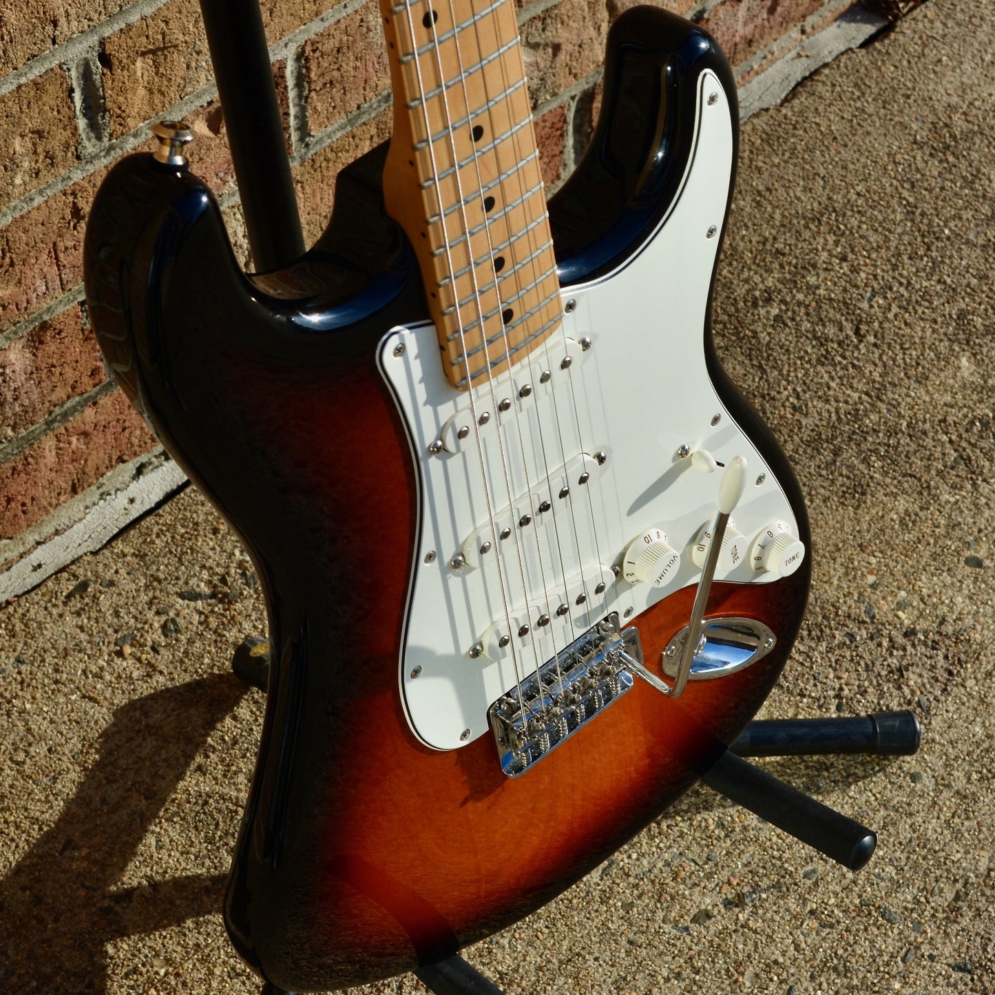 Fender USED Player Stratocaster Maple Fingerboard 3-Color Sunburst