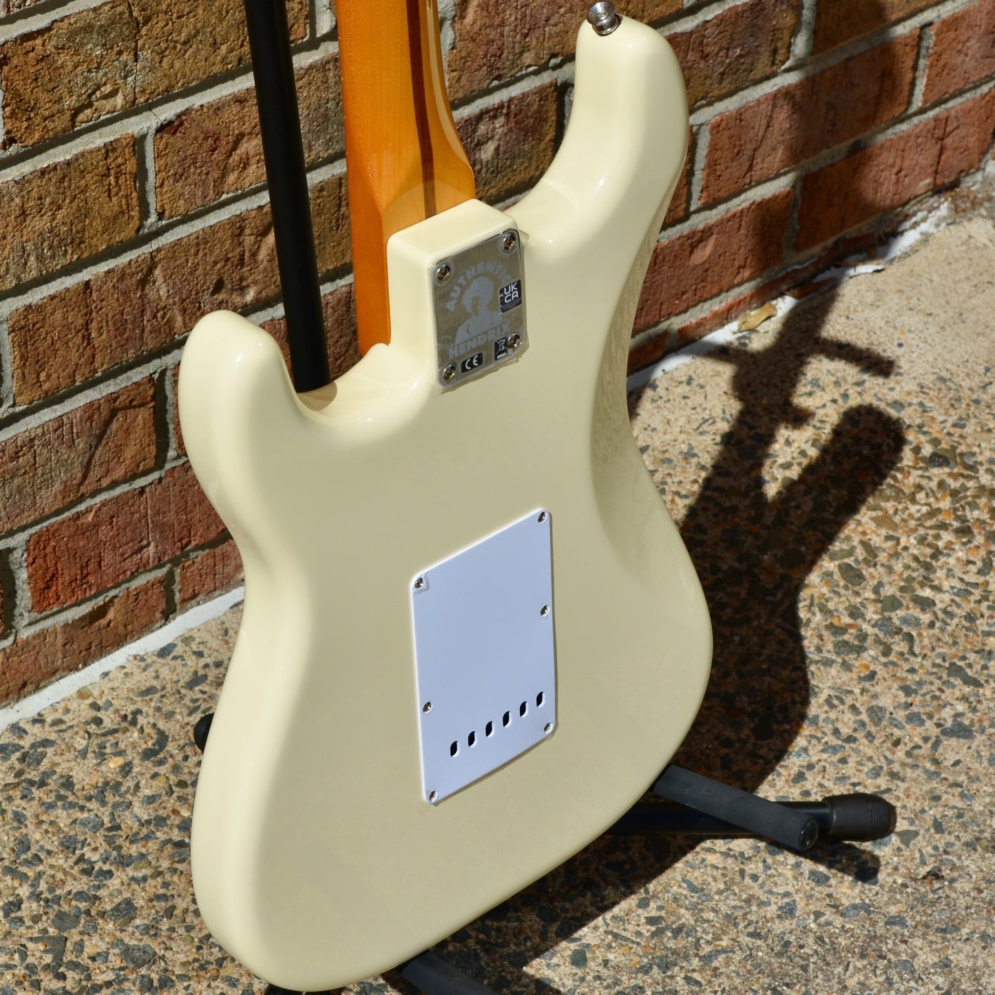 Fender Jimi Hendrix Stratocaster®, Maple Fingerboard, Olympic White