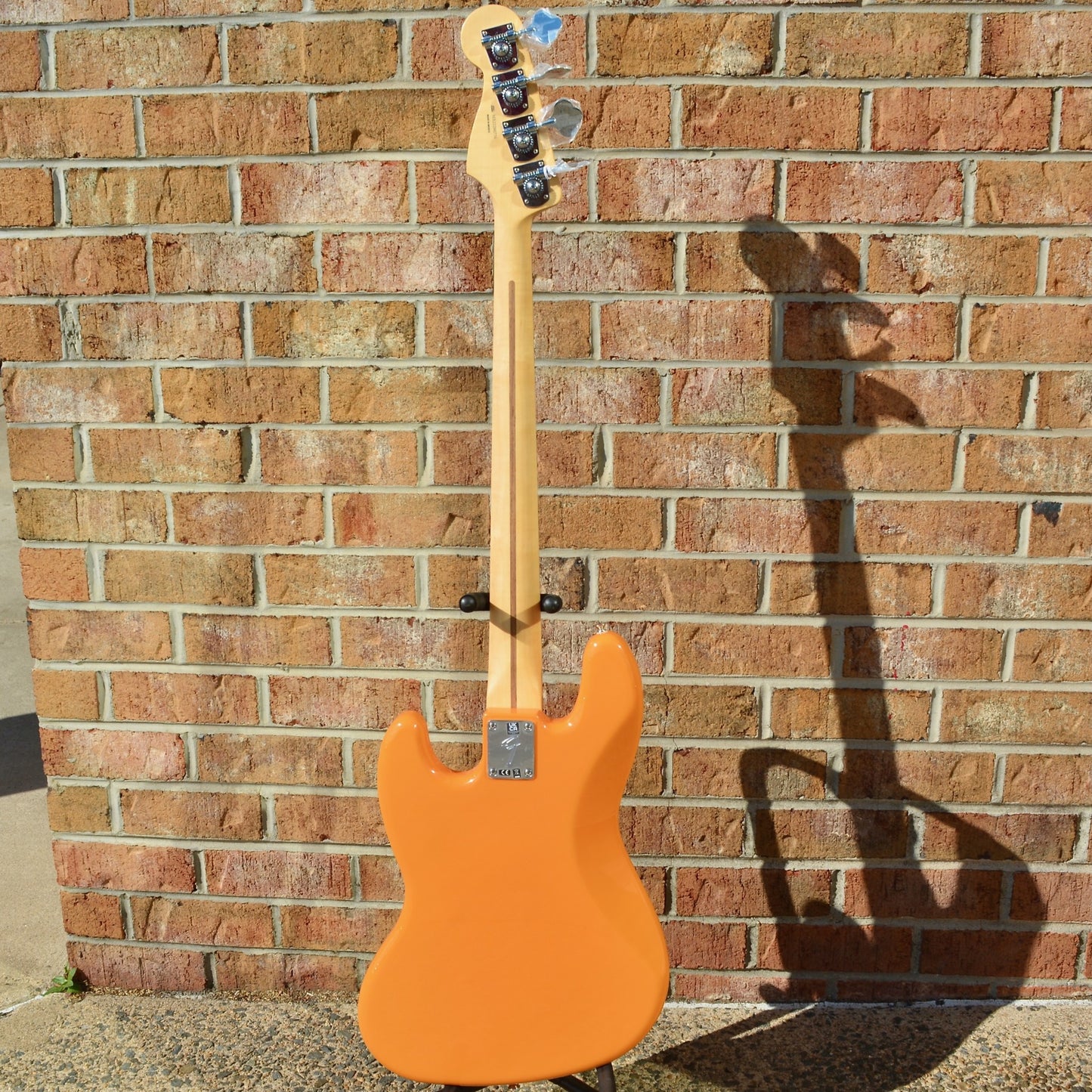 Fender Player Jazz Bass®, Pau Ferro Fingerboard, Capri Orange
