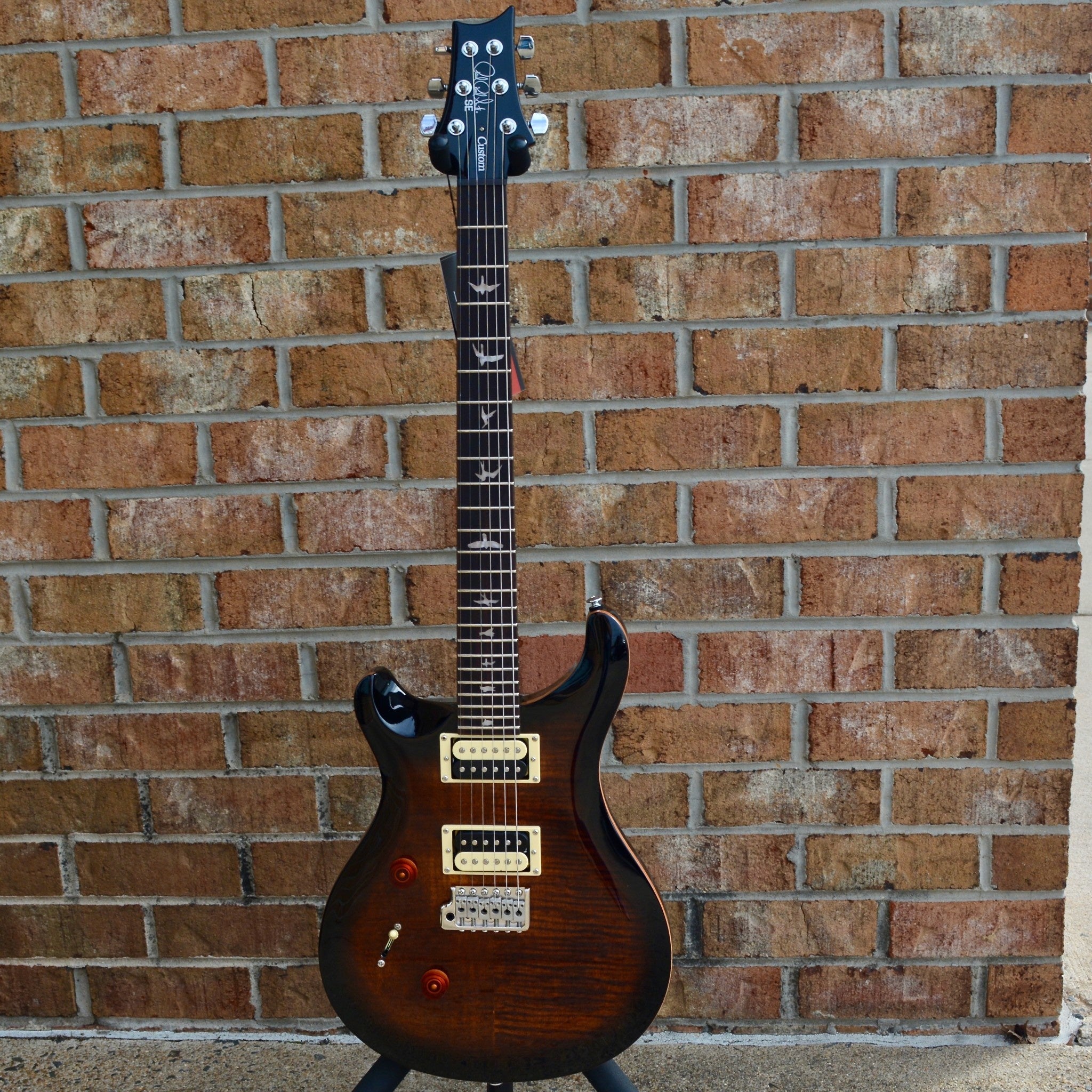 PRS SE Custom 24 Lefty Black Gold Sunburst – Matt's Guitars