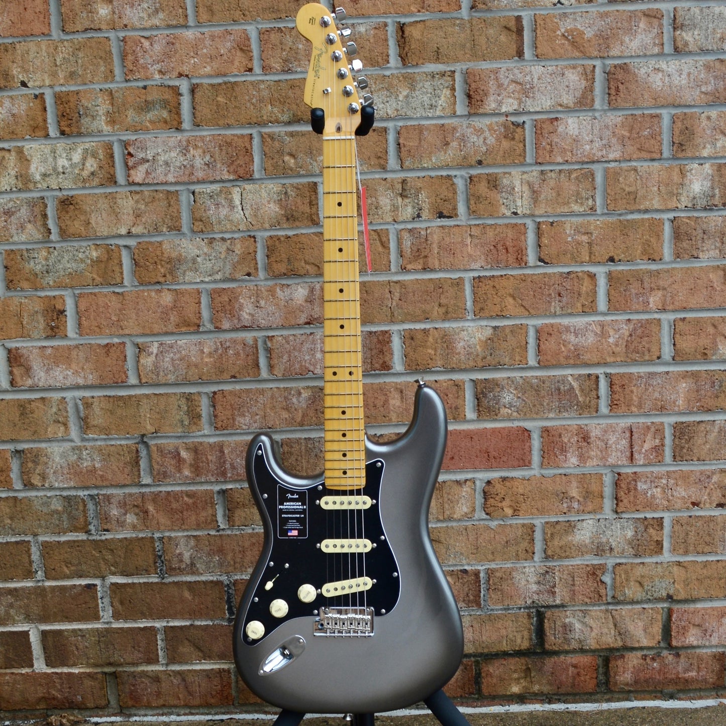 Fender American Professional II Stratocaster® Left-Hand, Maple Fingerboard, Mercury