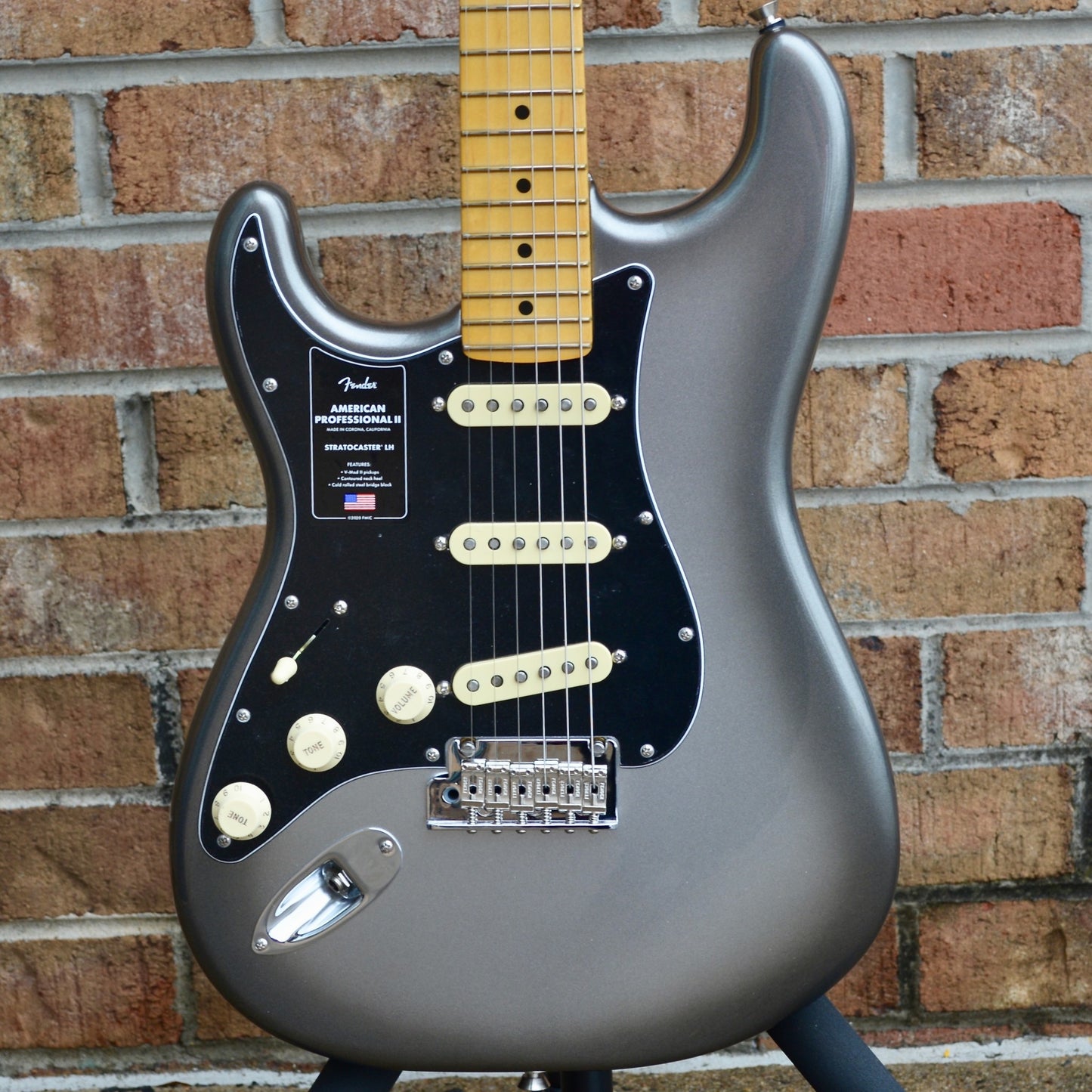 Fender American Professional II Stratocaster® Left-Hand, Maple Fingerboard, Mercury