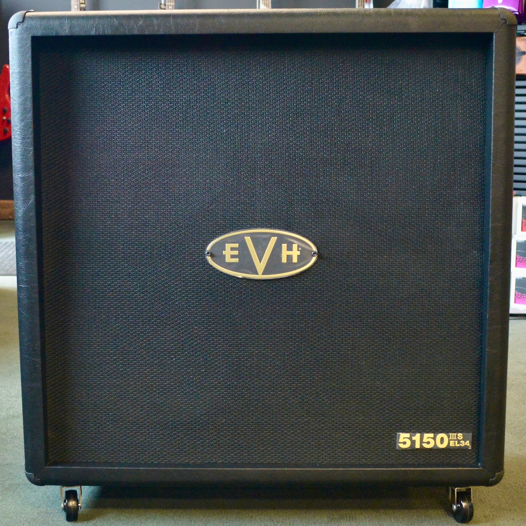 EVH 5150III®S EL34 4x12 Cabinet, Black and Gold