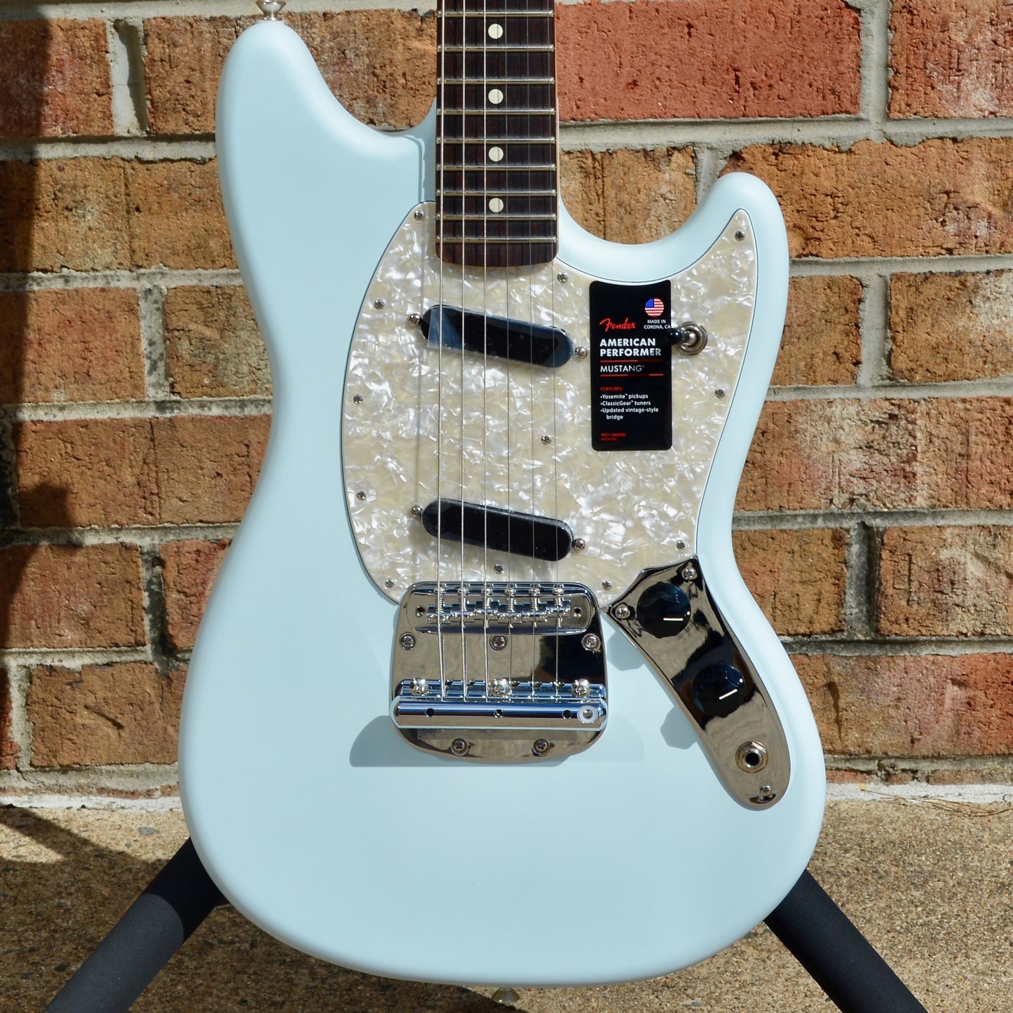 Fender American Performer Mustang, Rosewood Fingerboard, Sonic Blue