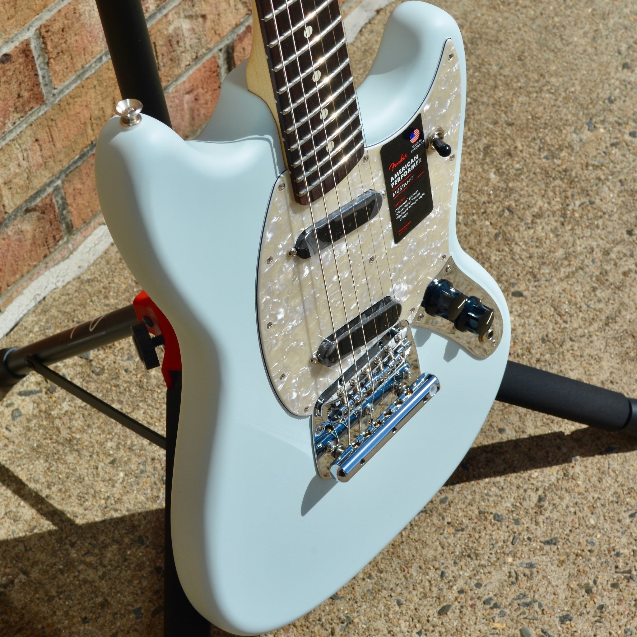 Fender American Performer Mustang, Rosewood Fingerboard, Sonic Blue