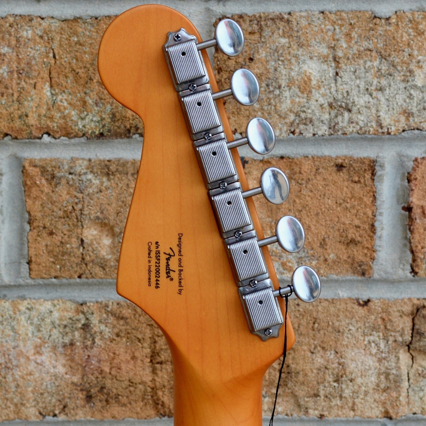 Fender40th Anniversary Stratocaster®, Vintage Edition, Maple Fingerboard, Gold Anodized Pickguard, Satin Sea Foam Green