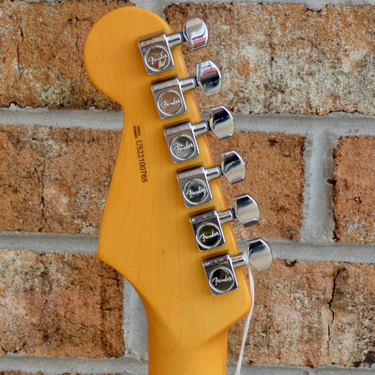 Fender American Professional II Stratocaster®, Maple Fingerboard, Mystic Surf Green