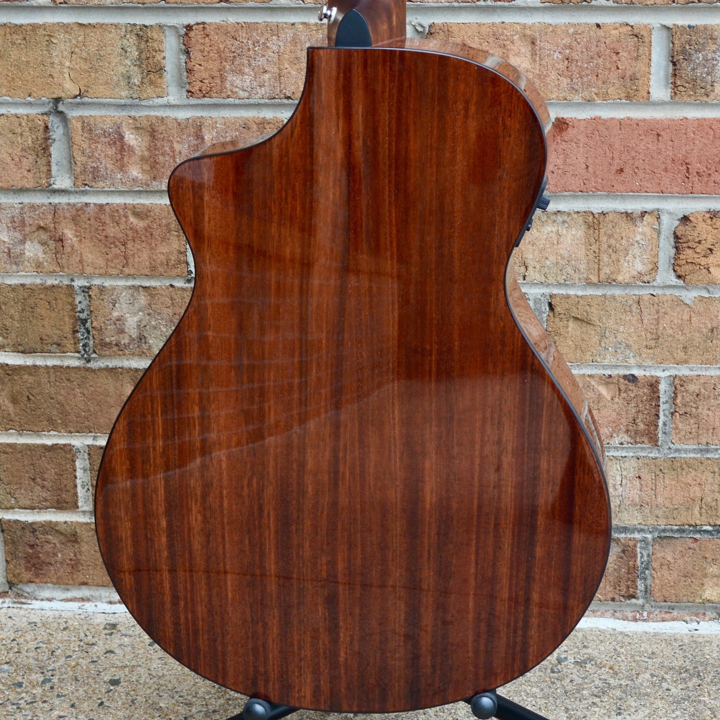 Breedlove Discovery S Concert Nylon CE