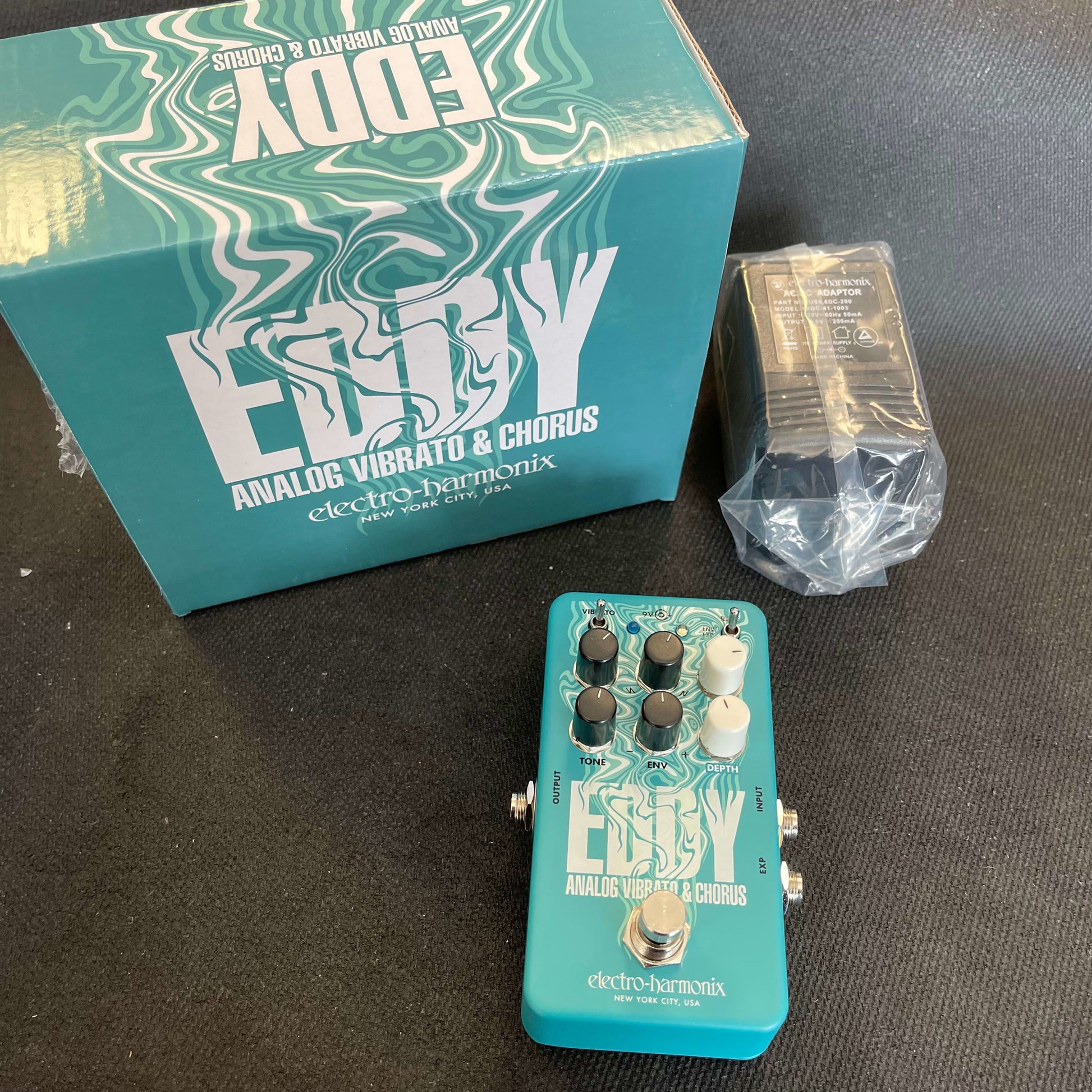 Electro-Harmonix EDDY Analog Vibrato & Chorus – Matt's Guitars