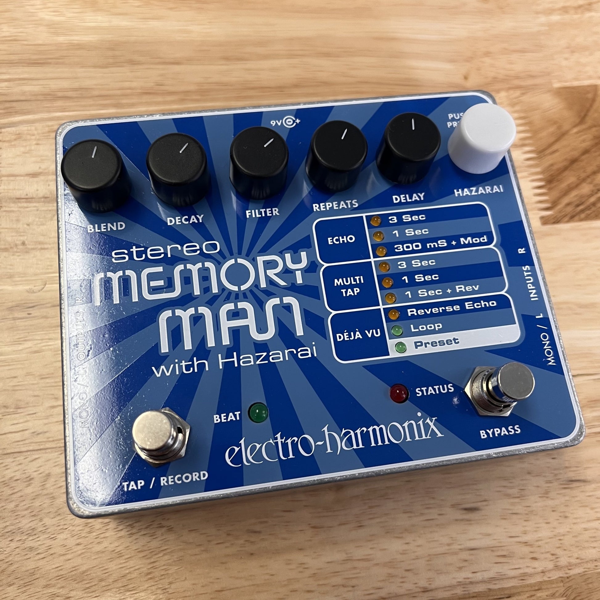 Electro Harmonix Stereo Memory Man con Hazarai Electro Harmonix Stereo Memory Man con Hazarai