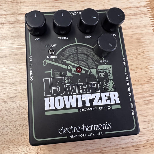 Elextro-Harmonix 15Watt Howitzer