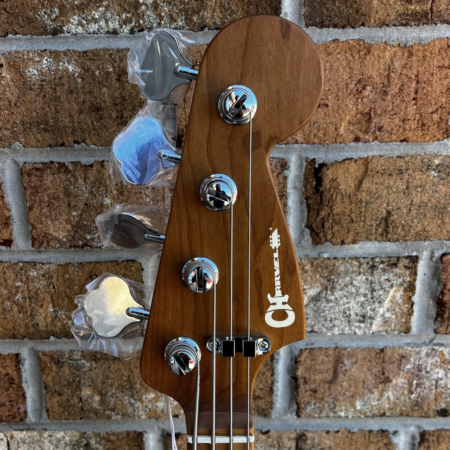Charvel 2Pro-Mod San Dimas® Bass PJ IV, Caramelized Maple Fingerboard, Lime Green Metallic