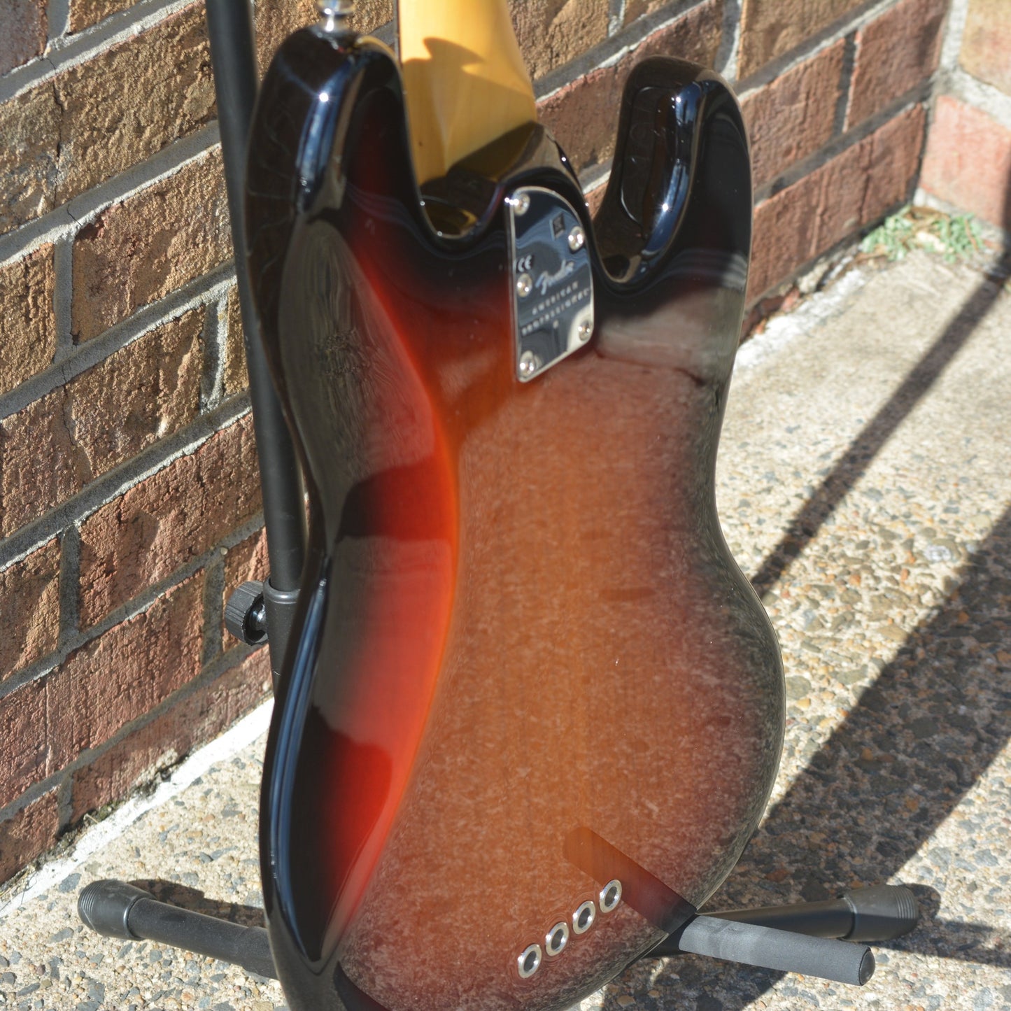 Fender American Professional Jazz Bass II  Left Hand 2021 3-Color Sunburst
