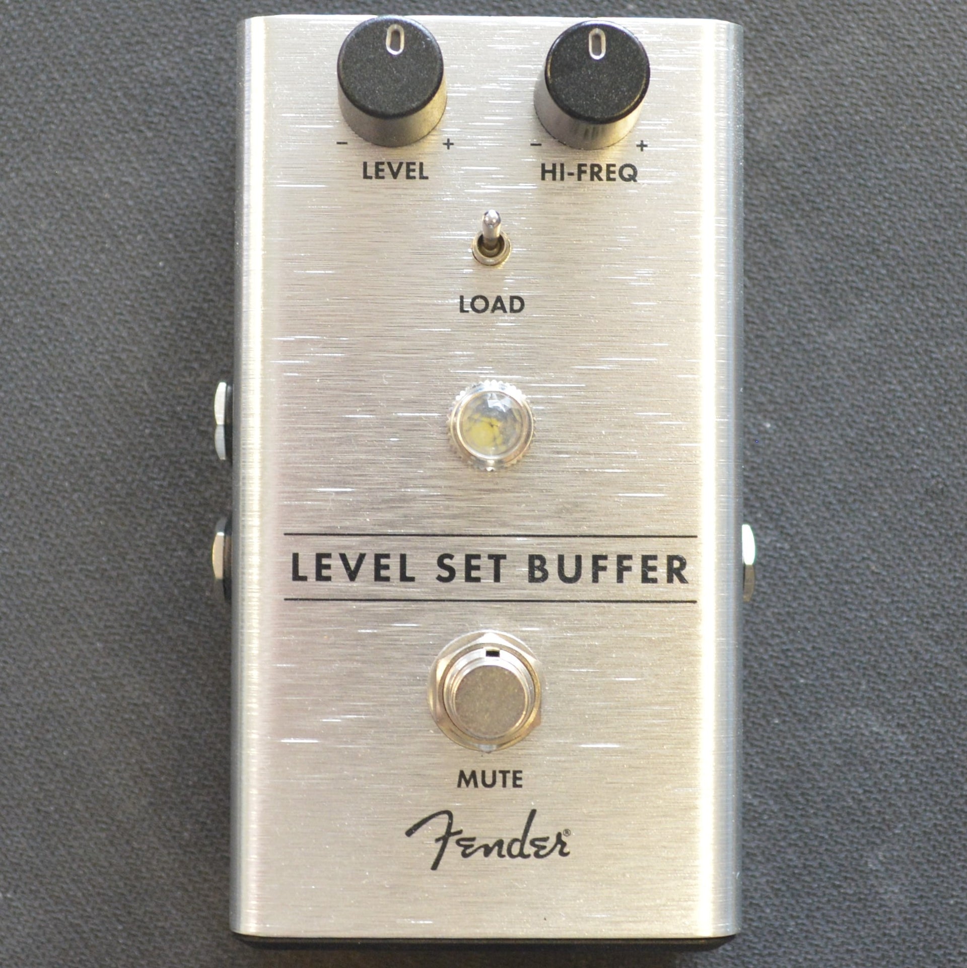 fender level set buffer pedal Fender