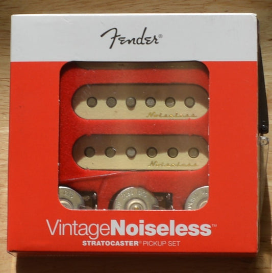 Fender Vintage Noiseless Strat Pickup Set Aged White